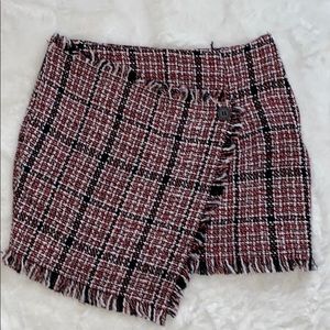 VINTAGE INSPIRED ASYMMETRICAL PLAID SKIRT